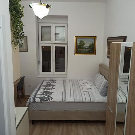 Apartman Silvana Διαμέρισμα Βελιγράδι Εξωτερικό φωτογραφία